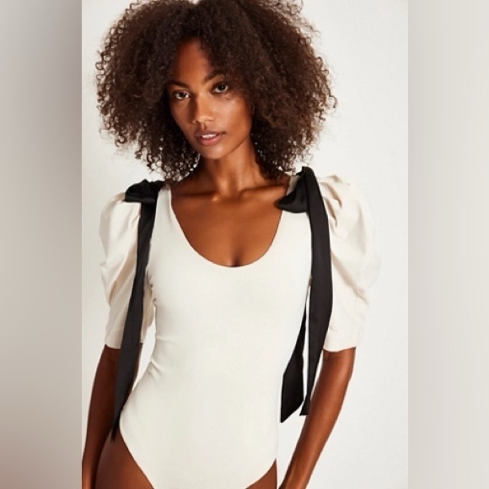 Free People Intimately NWT Women’s size L What a Girl Wants Ivory Bodysuit